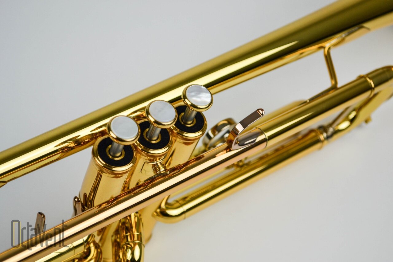 trompette-sib-yamaha-ytr-8335la-5